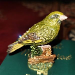 Greenfinch Bird Figurine from Tudor Mint